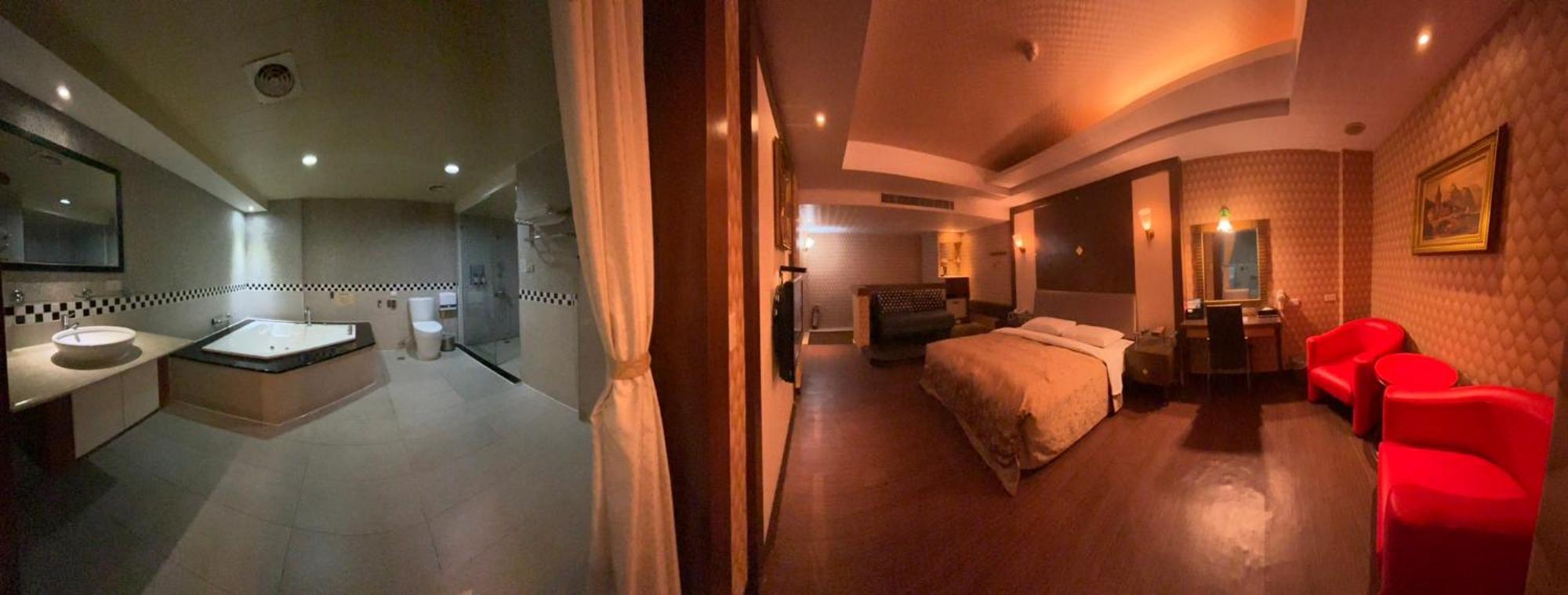 Hua Xiang Motel - Da Chang Kaohsiung Eksteriør billede