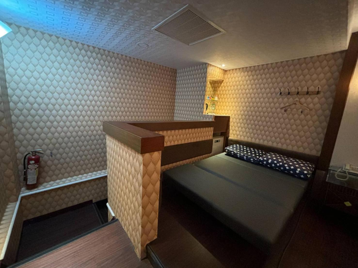 Hua Xiang Motel - Da Chang Kaohsiung Eksteriør billede
