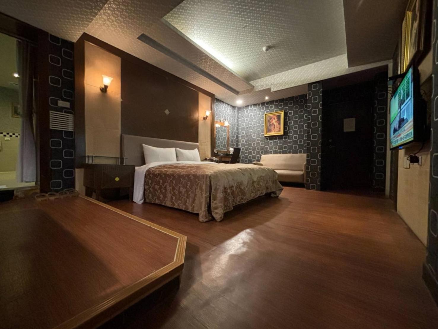 Hua Xiang Motel - Da Chang Kaohsiung Eksteriør billede